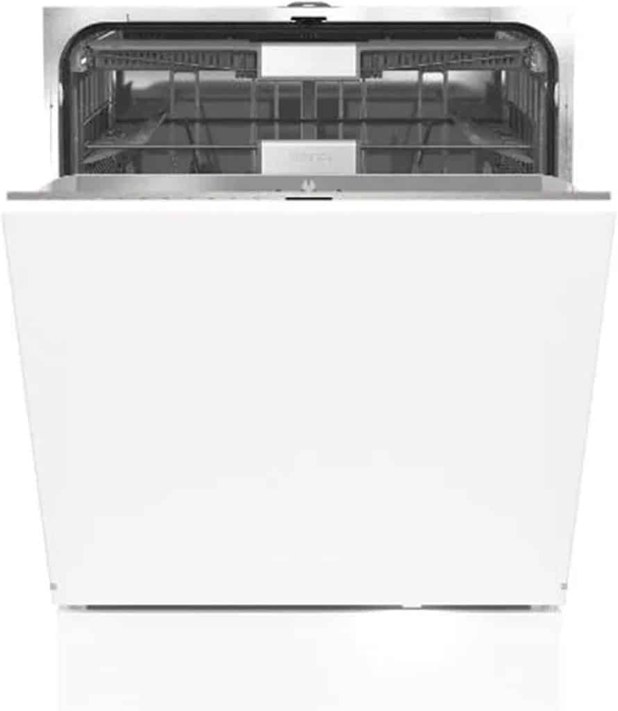 Test du lave-vaisselle Hisense HV693A64AD : performance et silence