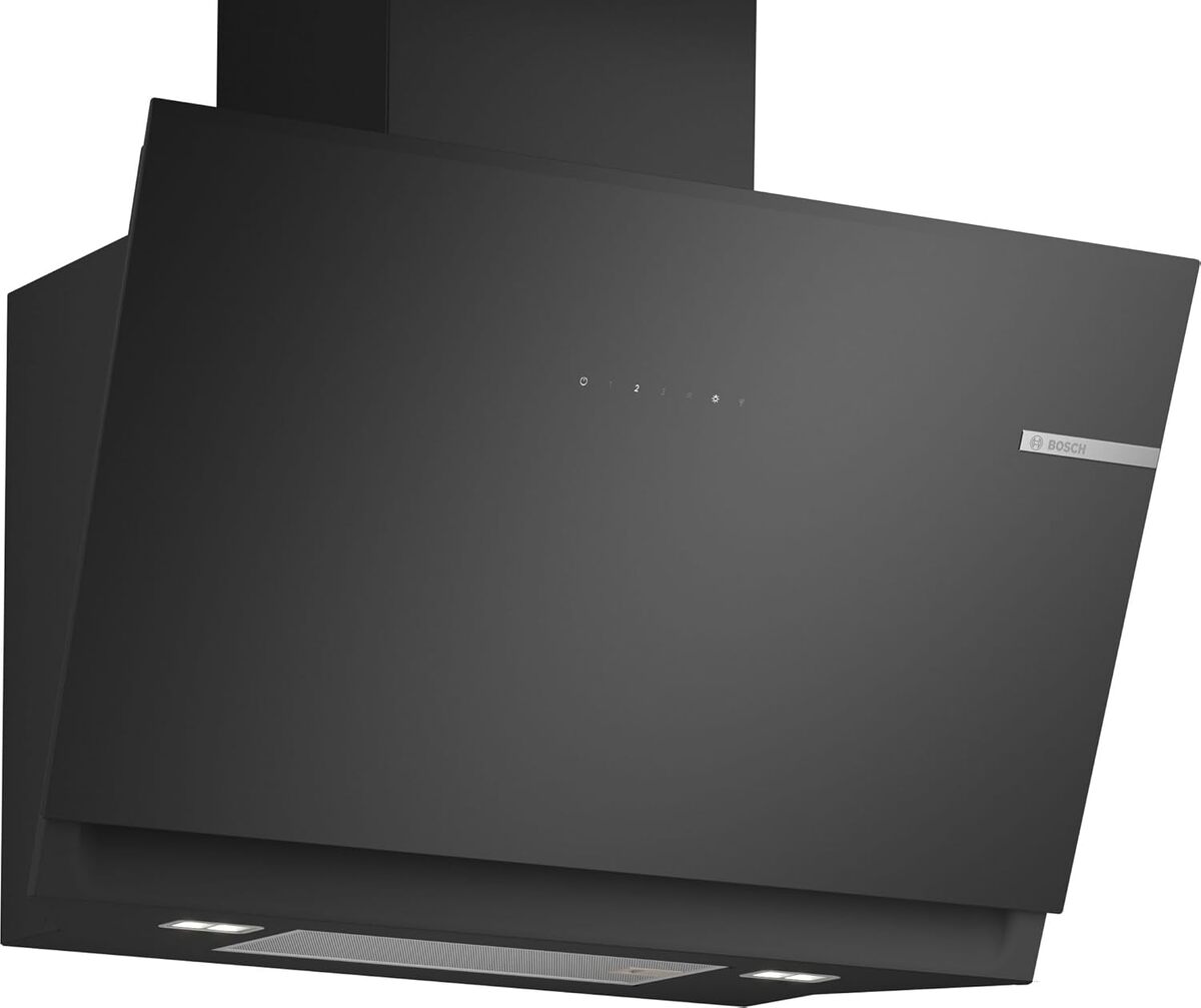 Test de la hotte murale Bosch DWK81AN60 : puissance et design en série 6