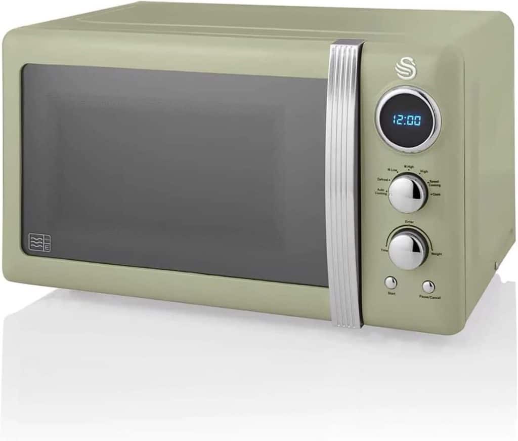 Test : micro-ondes Swan Retro SM22030GNEU 800W vintage
