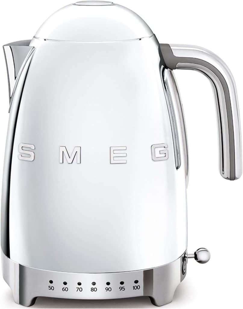 Test de la bouilloire sans fil KLF04SSEU 2400w en acier inoxydable