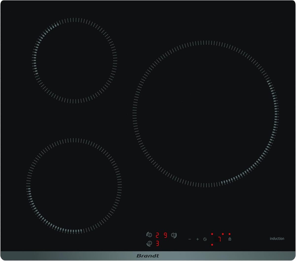 Test : plaque induction Brandt BPI6315B, puissance et sécurité