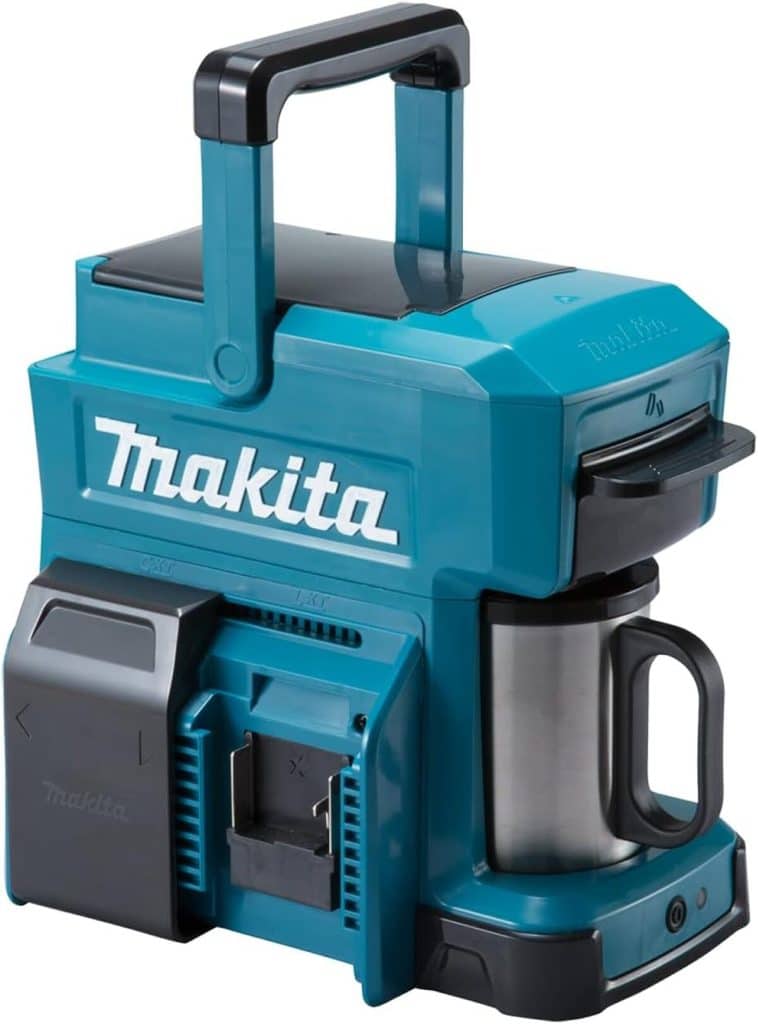 Test : machine à café Makita DCM501Z 18 V/12 V