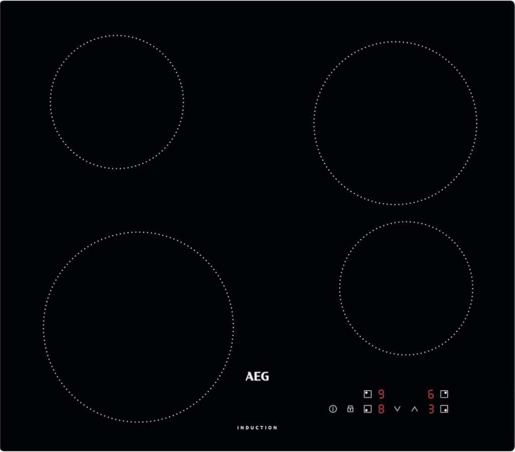 Test de la plaque à induction AEG Série 3000 : performance et précision