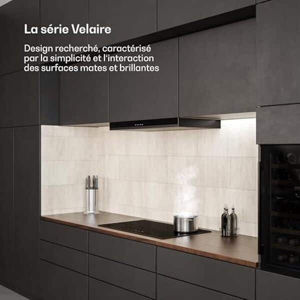 Découvrez notre test complet de la plaque à induction Klarstein Velaire 7200W avec 5 zones pour une cuisine moderne et performante. Performances, fonctionnalités, atouts et limites : tout ce qu'il faut savoir avant votre achat.